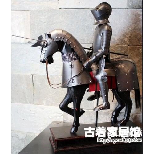 Retro European Iron Horse Knight / European medieval Samurai armor model / study room desktop decoration