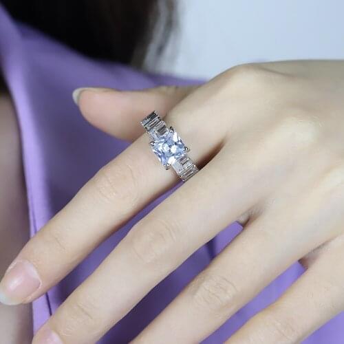 Fashionable Delicate and Luxurious Zircon Square Ring Engagement Ring For Ladies Wedding Bridal Jewelry Gift Trendy