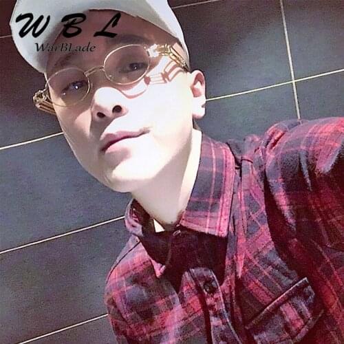 WarBLade New Vintage Sunglasses Men Small Round Gold Metal Small Sun glasses Retro For Men Fashion Women Hollow 2018 Hot Sale