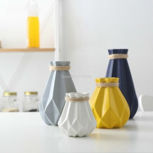 Europe Brief Matt Diamond Porcelain Vase Modern Fashion Ceramic Flower Vase Room Study Hallway Home Wedding Decoration Drop Ship