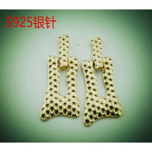 2019 Top Fashion Rushed Tin Alloy Women Earrings Oorbellen Earings Ornaments Exquisite Western Style 170 Shelves