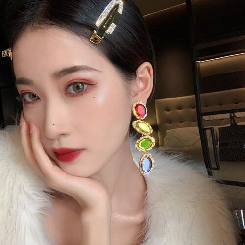 2021 Retro High Color exaggerated long earrings Sweet and exquisite earrings for banquet