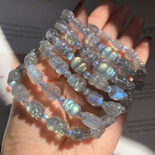 Natural Grey Moonstone/Labradorite Carved Pixiu Bead Bracelet for Men and Women Healing Power Stone Bracelet Reiki Yoga Jewelry