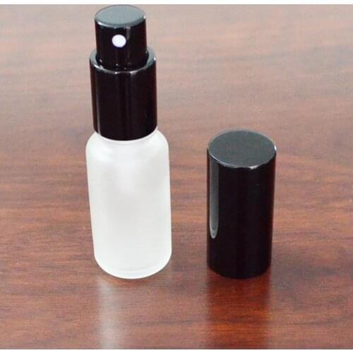 Wholesale high quality 20ml matte spray fine mist glass bottles ,wholesale 4 color premium perfume bottle ,10 ml frost glass jar