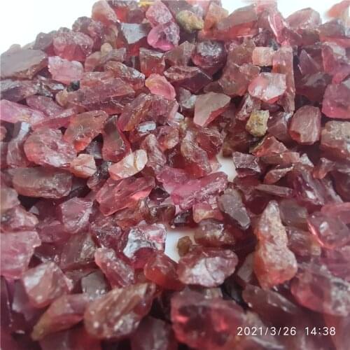 100g Natural Red Garnet Polished Stone Rock Gravel Gem Healing Tumbled Chips Crushed Stone Specimen Gemstone Minerals