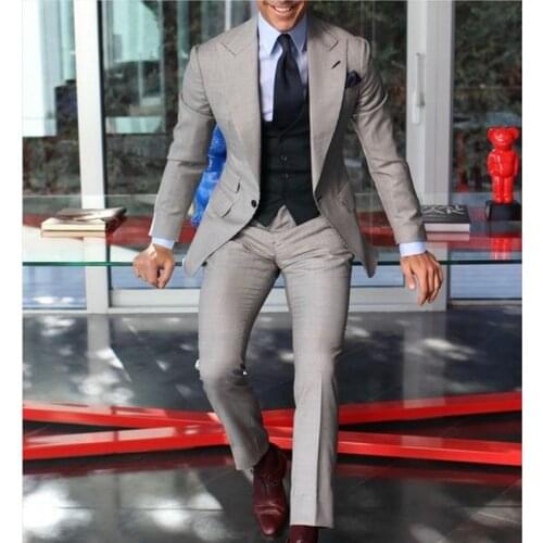New Design One Button Light Grey Groom Tuxedos Wide Peak Lapel Evening Dress Toast Business Suits (Jacket+Pants+Vest+Tie) W:283