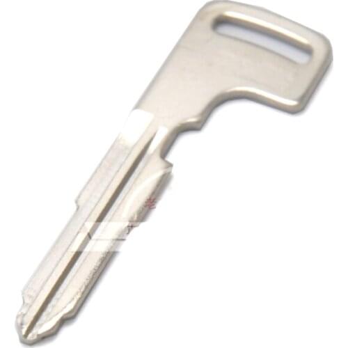 10pcs/lot Replacement Insert Emergency Uncut Remote Key Blade for Mitsubishi