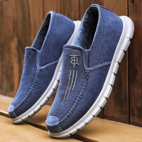 2021 Summer Men Shoes Lightweight Sneakers Men Fashion Casual Walking Shoes Breathable Slip on Mens Loafers