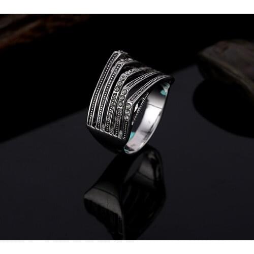 2021 Rushed Real Party Anillos Endeli Wholesale Geometry Rings for Woman Fashion Jewelry Crystal From Bulgaria Charm Retro Ring