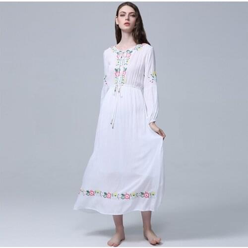 Summer new Bohemian long beach dress embroidered flowers drawstring waist-cut white holiday dress