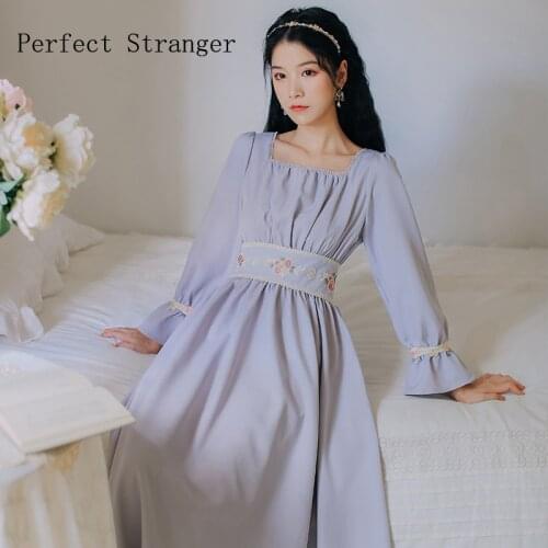 2021 Autumn New Arrival Elegant Square Collar Flower Embroidry Collect Waist Women Long Dress