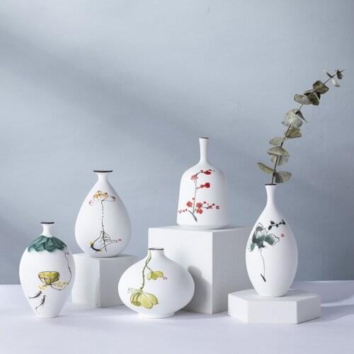 Modern White Ceramic Vase Chinese Style Simple Designed Pottery And Porcelain Vases For Artificial Flowers Decorative Figurines