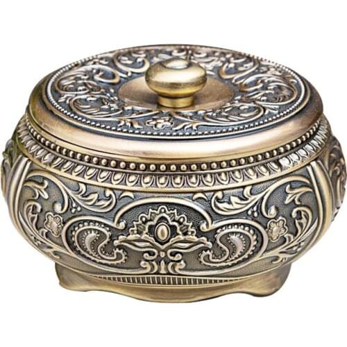 Ashtray With Lid Home Zinc Alloy Retro Relief High-end Ashtray European Style Metal Gift Smoking Tray Outdoor Creative Ash Tray