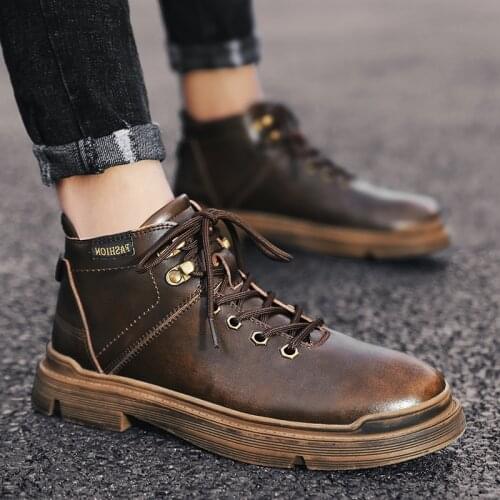 Winter Fleece Mens Brogue Boots Leather Men Shoes Fashion Motorcycle Boots Man Comfortable Ankle Boots Casual Shoes
