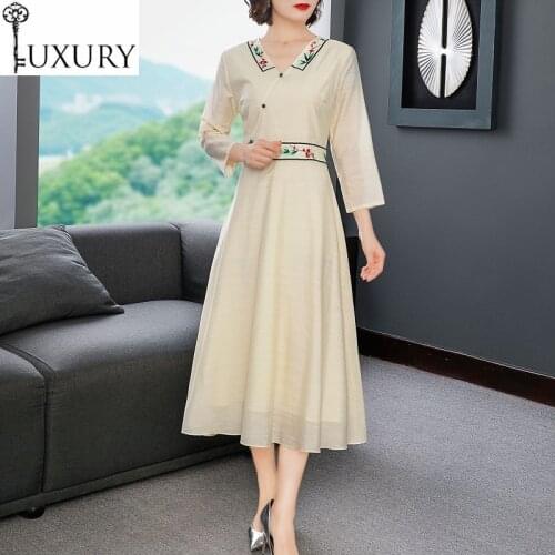 Quality Runway 2020 High Spring Women V-Neck Vintage Embroidery 3/4 Sleeve Mid-Calf Apricot Blue Dress Plus Size XXL