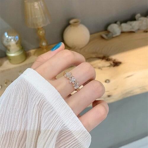 New Ins Tide Adjustable Stainless Steel Floral Rings For Women Simple Temperament Engagement Wedding Rings Fashion Jewelry 070