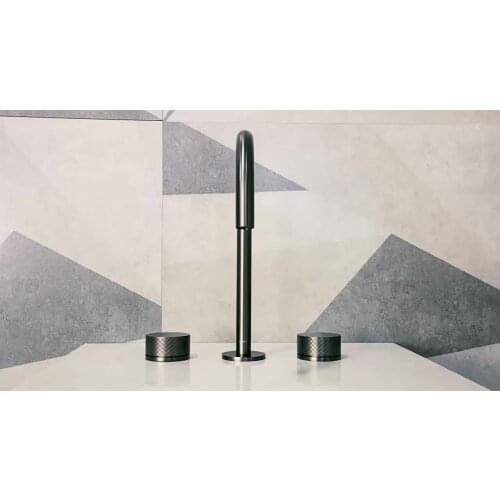 High Quality Gunmetal Black Deck Mounted Brass Three Hole and Two Handle Bathroom Basin Faucet