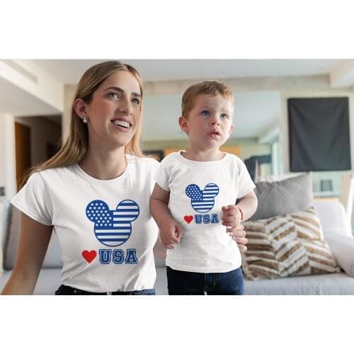 Mickey Print T-shirt Baby Clothes Retro Mickey Mouse 90s Cartoon Tops Brothers and Sisters Matching Clothes Summer Family Tshirt