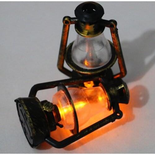 Mini Oil Lamp Iron Retro Style Candlestick Electric Durable Creative Doll House Retro Oil Lamp Home Decoration for Gift