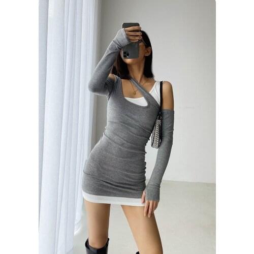 Spring and autumn new street fashion color matching fake two-piece long-sleeved dress women, sexy strapless elastic dress women