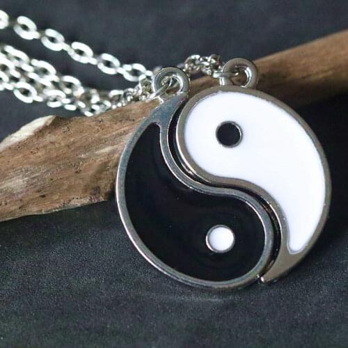 2021 Couple Necklace Enamel Gossip Tai Chi Black White Yin Yang Leather Chain Pendant Necklace Best Friends Jewelry Gift