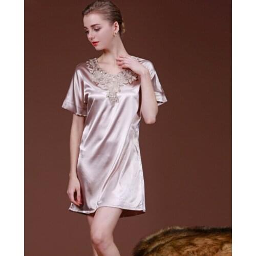 2017 New Sexy Lace Nightgowns Sleepshirts Women Summer Style Nightdress Bath Robe Faux Silk Bathrobe Sleepwear Lounge