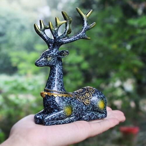 Car lucky Deer Ornaments christmas Car Decorations Resin Crafts Cute wapiti Potted Auto Supplies durability office home decor