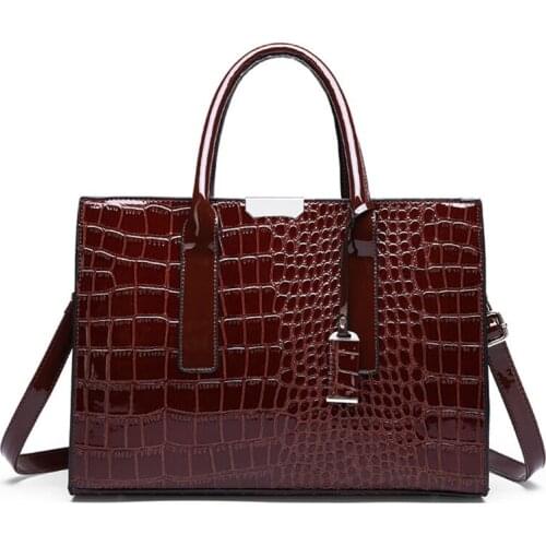 Women Crossbody Bag Leather Shoulder Bags Crocodile Pattern Handbags with Adjustable Straps Elegant Messenger Bag