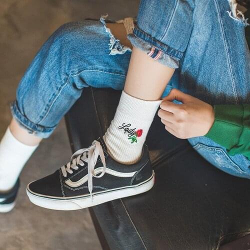 Japanese Vintage Women Embroidery Rose Socks Lady Girls Cute Funny Eyes Eyelashes Clock Cotton Beige Color Sock