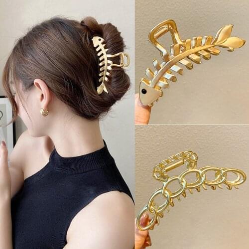 Women Elegant Gold Hollow Fish Shape Geometric Metal Hair Claw Vintage Hair Clips Headband Hairpin Hair Crab Hair Accessories