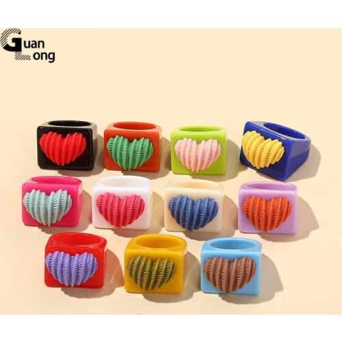 GuanLong Squer Transparent Acrylic Colorful Heart Rings Set for Women Fashion Geometric Jewelry Party Ring Aestethic Goth Girls