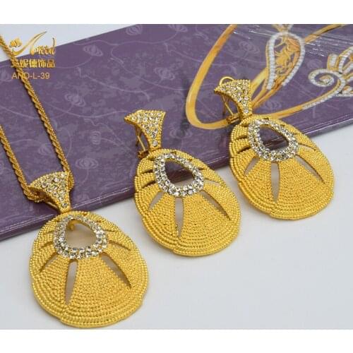 Fashion Necklaces 2021 Plated Designer Filled Jewelry Sets For Women Pendant Earring Set France Wedding Bridal Jewelery Gifts