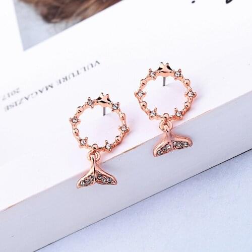 Cute Women Drop Earrings 2 Color Shiny Crystals Fish Shape Pendant Drop Earrings Women Fashion Jewelry Gift Accessories
