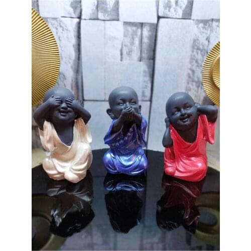 Pelirum Interior Decor Items