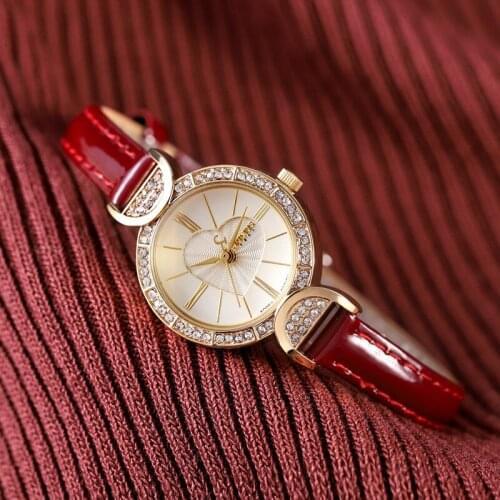 Korean Fashion Woman Watch Zircon Stone heart Stone Round Dial Lady Watch leather watchband Wrist Quartz Watch
