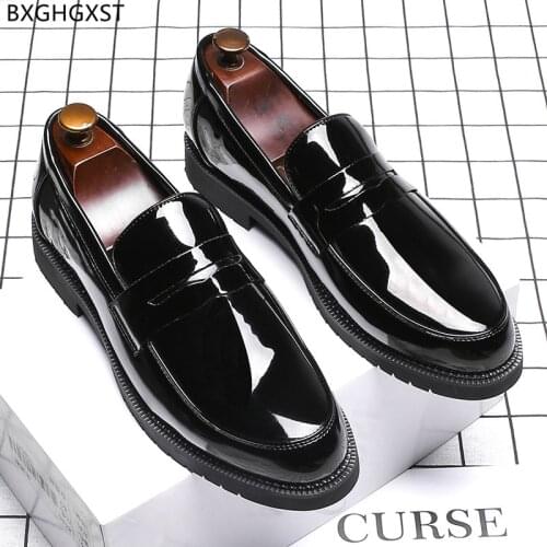 Penny Loafers Man Dress Shoes Men Fashion Designer Party Shoes for Men 2021 Black Patent Leather Shoes Men Formal Zapatos Hombre