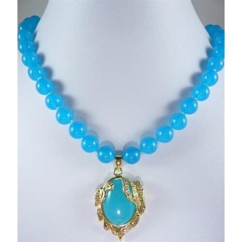 Ladys finest accessory! noble blue jades Necklace + inlaid crystal blue jades pendant