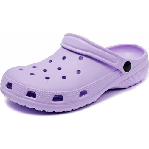 Clogs Sandals For Summer Mens Shoes Black Soft Light Garden Men Sandals Crocks Flat Slip On Sandal Slippers Women