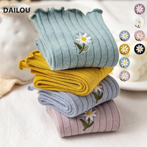 8 colors kawaii girls boat socks ins tide cute Japanese flowers In Tube Socks personality embroidered cartoon cotton socks