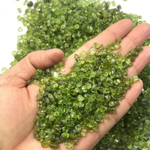100g 2-4mm Natural Stone Perido Quartz Olivine Green Crystal Mineral Specimen Rock Chip Gravel Rough Raw Gemstone Decoration