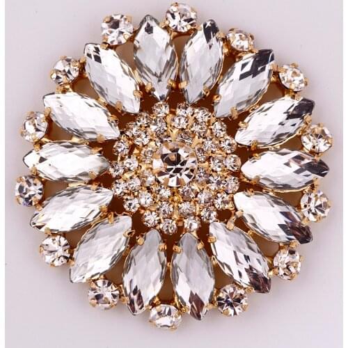 55mm Round Flower Shape Crystal Sew On Rhinestone With Golden Metal Base Rhinestone Applique For Party Dress Garment accessories