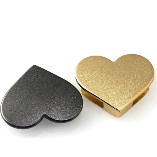 2pcs Metal Heart Shape Bag Corner Protector Buckle for Leather Craft Purse Flap Handbag Book Photo Album Hardware Accessories
