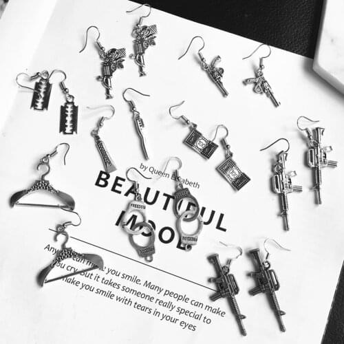 1Pair New Fashion Creativity Earrings Punk Handcuffs Blade Gun Drop Earrings For Women Simple Fashion Cool Jewelry Accessories