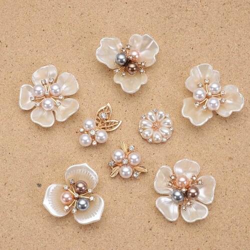 10PCS Pearl Flower-shaped Rhinestone Buttons Sparkling Crystal Decorative Buttons Hat Clothes DIY Craft Sewing Accessories
