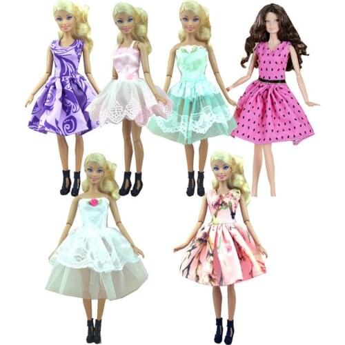 Factory wholesales 50 or 100 pcs/lot Fashion Skirt Mini dress For Barbie Doll small dress