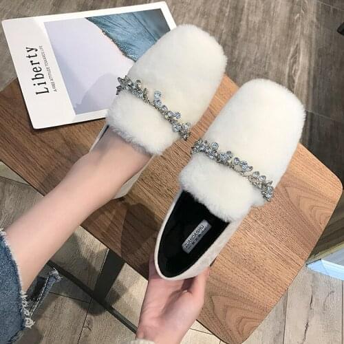2020 winter new fashion pointed flat shoes plus velvet warm lazy rabbit fur scoop shoes rhinestone casual womens home work shoe
