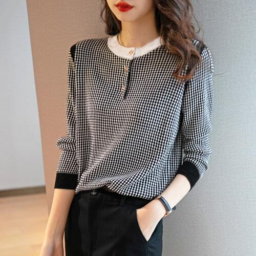 New loose style black and white plaid top with simple and versatile inside