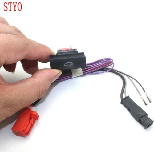 STYO Car trunk switch button with cable for 2012-2014 Octavia