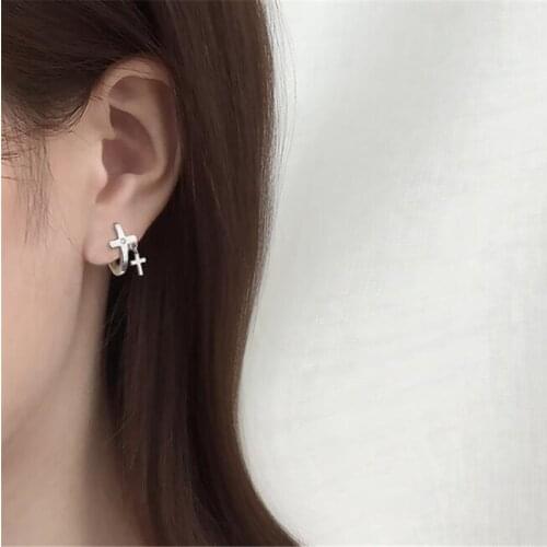 Punk Hip Hop Silver Color 1PCS Cross Clip Earrings European And American Charming Womens Fashion Accessories Nightclub Jewelry