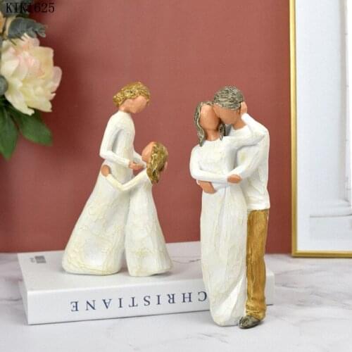 Modern Resin Family Character Sculpture Statue Crafts Desktop Decoration Father Son Mother Daughter Holiday Gift Home Decoration